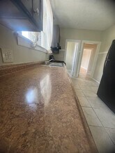 8141 S Marshfield Ave in Chicago, IL - Building Photo - Building Photo