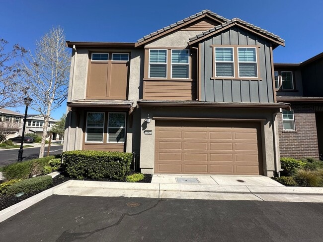 192 W Ramsey Dr in Tracy, CA - Building Photo - Building Photo