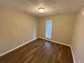 3064 Greenbranch Dr in Memphis, TN - Building Photo - Building Photo