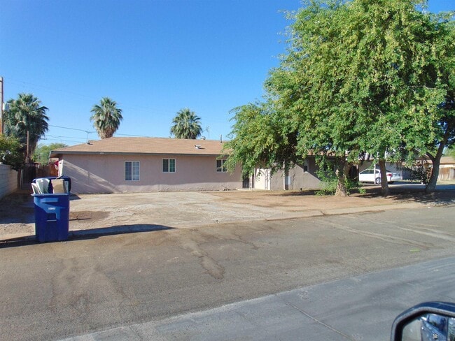 property at 1921 W 16th Pl