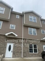 158 Christian Ct in Hurricane, WV - Building Photo