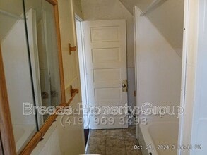 244 Knower St in Toledo, OH - Building Photo - Building Photo