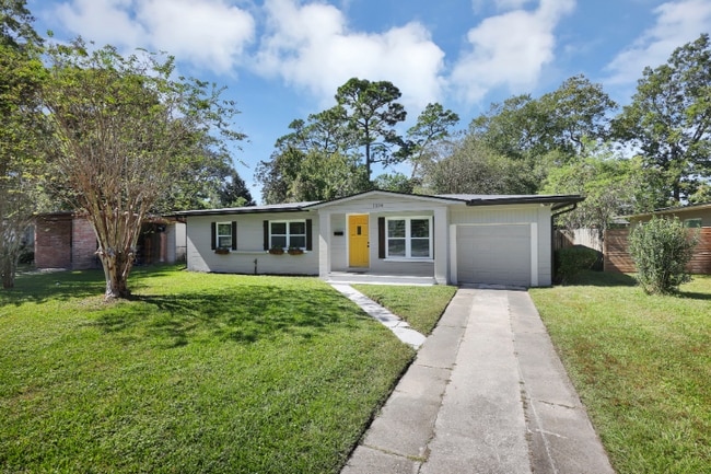 1374 Murray Dr in Jacksonville, FL - Building Photo - Building Photo