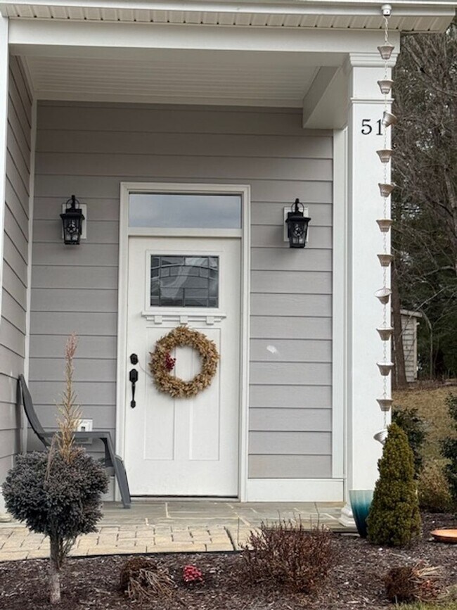 51 Chamberlain Lp in Lexington, VA - Building Photo - Building Photo