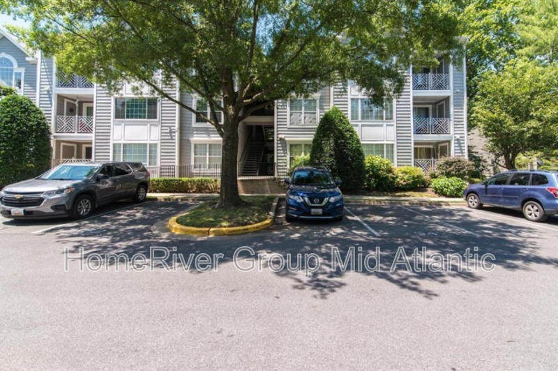 20412 Shore Harbour Dr in Germantown, MD - Building Photo