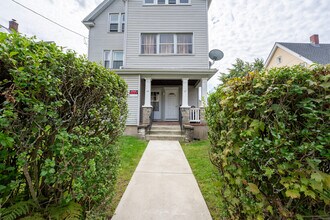 45 Boulanger Ave in West Hartford, CT - Building Photo - Building Photo