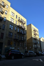 1365 Sheridan Ave in Bronx, NY - Foto de edificio - Building Photo