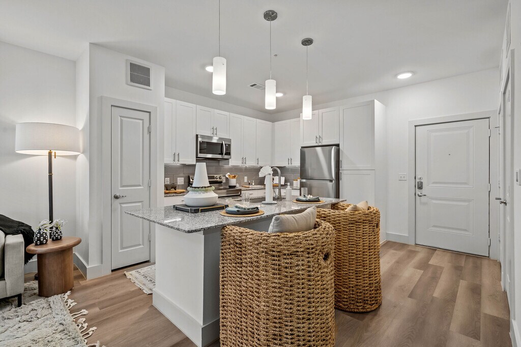 THE RILEY APARTMENTS in Burleson, TX