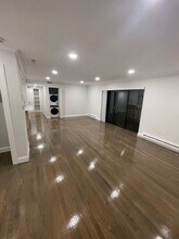 320 Hammond Pond Pkwy in Brookline, MA - Building Photo - Building Photo