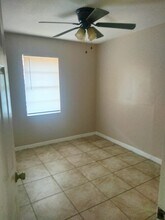 1022 N 4th Ave in Edinburg, TX - Foto de edificio - Building Photo