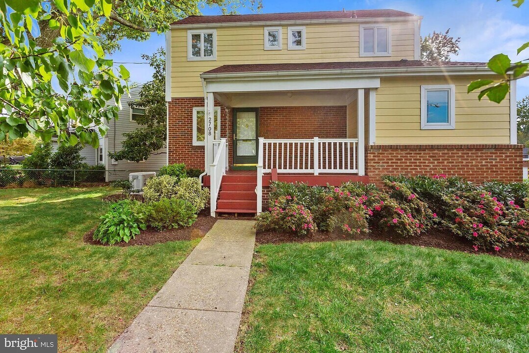 2708 Central Ave in Alexandria, VA - Building Photo