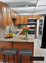 6636 SW 41st St in Davie, FL - Building Photo - Building Photo