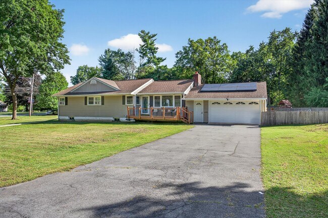 property at 1 Pinecrest