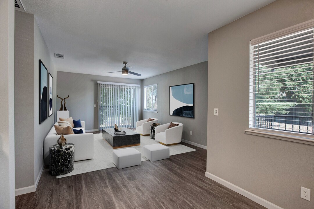 The Henley Apartment Homes in Suisun City, CA - Foto de edificio