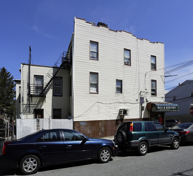 1153-1155 Summit Ave in Jersey City, NJ - Building Photo - Building Photo
