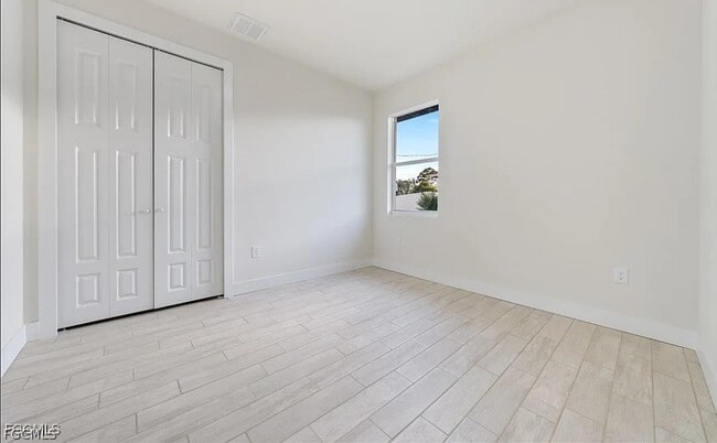 2513 40th St W in Lehigh Acres, FL - Building Photo - Building Photo