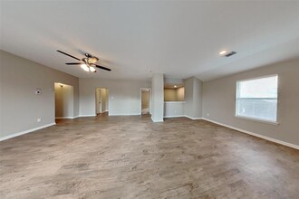 7438 Riven Oaks Ct in Cypress, TX - Building Photo - Building Photo