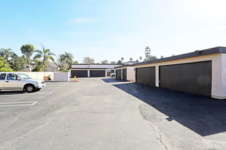 Timberwalk Apartments in Huntington Beach, CA - Building Photo - Building Photo