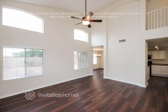 6887 W Via Del Sol Dr in Glendale, AZ - Building Photo - Building Photo