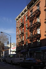 34 E First St in New York, NY - Building Photo - Building Photo