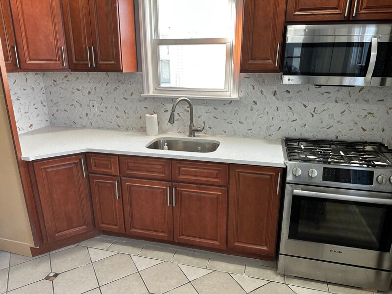 158 Sherman St in Passaic, NJ - Building Photo