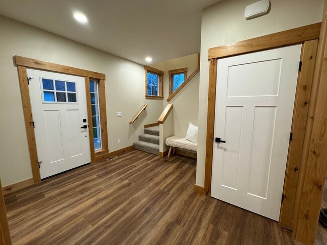 35579 Bella Rdg Lp in Astoria, OR - Building Photo - Building Photo