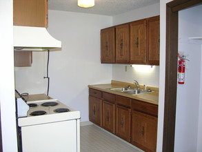 Meadows Apartments in Lewistown, MT - Building Photo - Building Photo