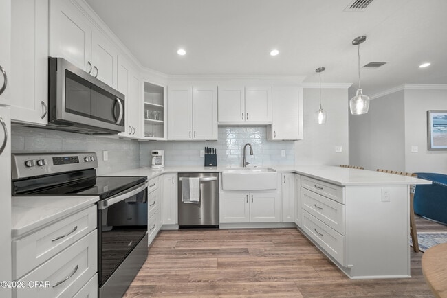 121 Lakeside Cir in Panama City Beach, FL - Building Photo - Building Photo