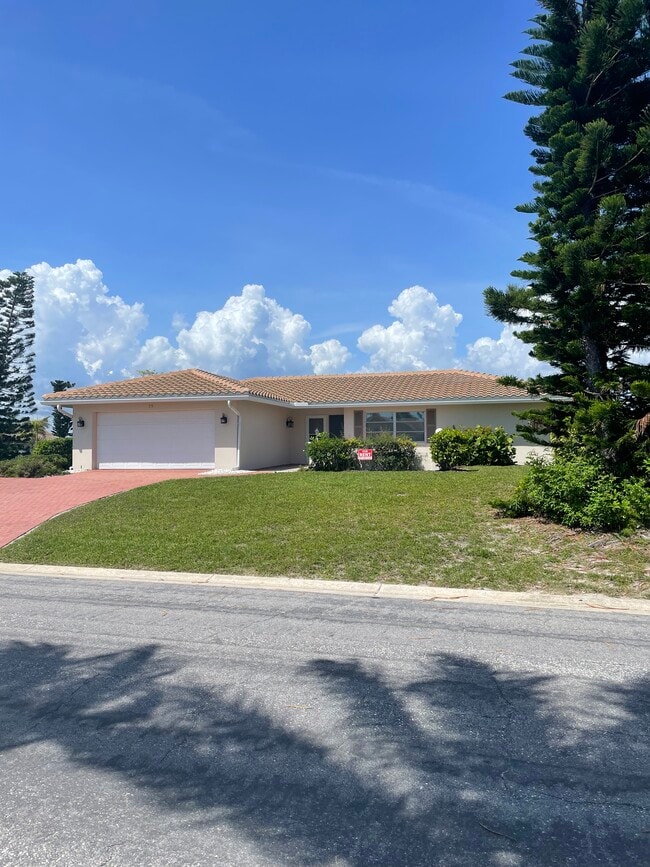 property at 75 Windsor Dr