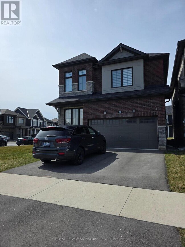 25 Buttercream Ave in Thorold, ON - Building Photo - Building Photo