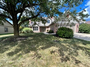 840 Westlake Dr in Troy, OH - Building Photo - Building Photo