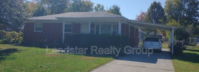 5612 Walnut Way in Louisville, KY - Building Photo - Building Photo