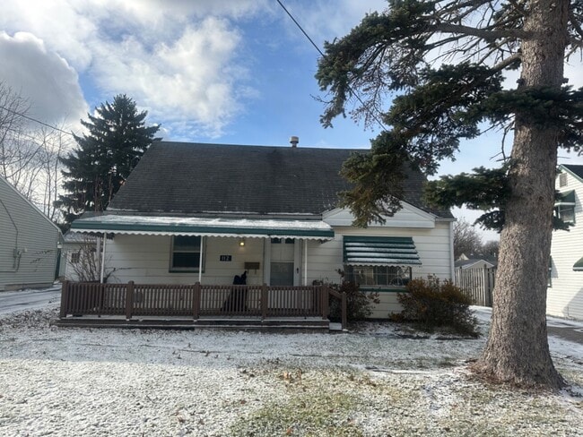 property at 112 N Edgehill Ave
