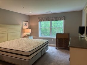 7 Sterling Hill Ln in Exeter, NH - Building Photo - Building Photo