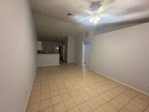 1000-1002 W 12th St in Lehigh Acres, FL - Building Photo - Building Photo