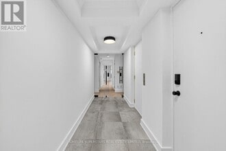 409-421 Bloor St E in Toronto, ON - Building Photo - Building Photo