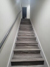 2216 S Bronson Ave, Unit Bronson in Los Angeles, CA - Building Photo - Building Photo