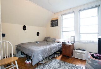 32 Gordon St, Unit 3 in Boston, MA - Foto de edificio - Building Photo