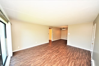 7335 Tiffany Dr in Orland Park, IL - Building Photo - Building Photo