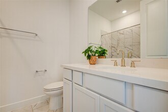 21803 Fitzroy Mnr Ln in Cypress, TX - Building Photo - Building Photo