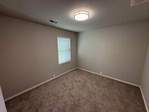 5518 Timber Haven in San Antonio, TX - Building Photo - Building Photo