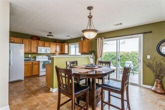 3930 Cutler Donahoe Way in Cumming, GA - Building Photo - Building Photo
