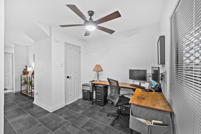 property at 3831 Landmark Dr