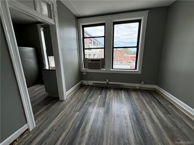 2 Raymond Ave in Poughkeepsie, NY - Building Photo - Building Photo