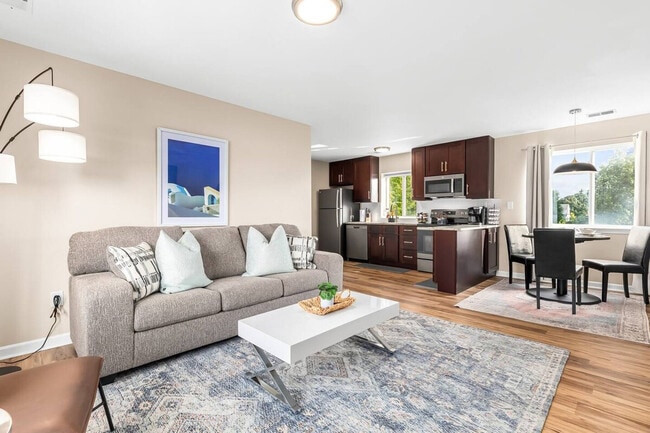 18389 Sharon Ln