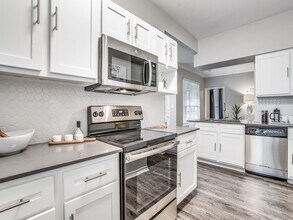 Churchill on the Park in Dallas, TX - Building Photo - Building Photo