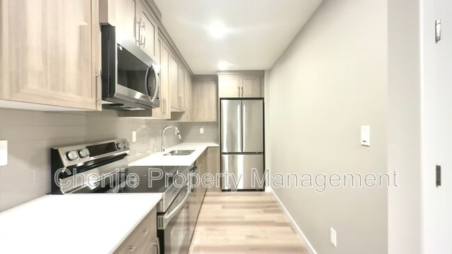 property at 486 Edgemont Dr