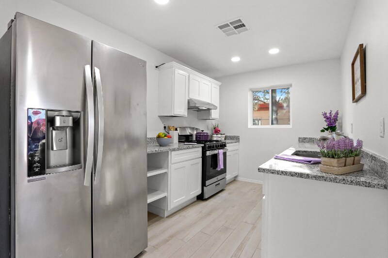 9316 San Lorenzo Ave-Unit -Unit A in El Paso, TX - Building Photo