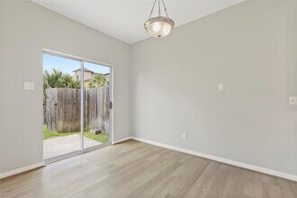 8315 Greys Ln in Houston, TX - Building Photo - Building Photo