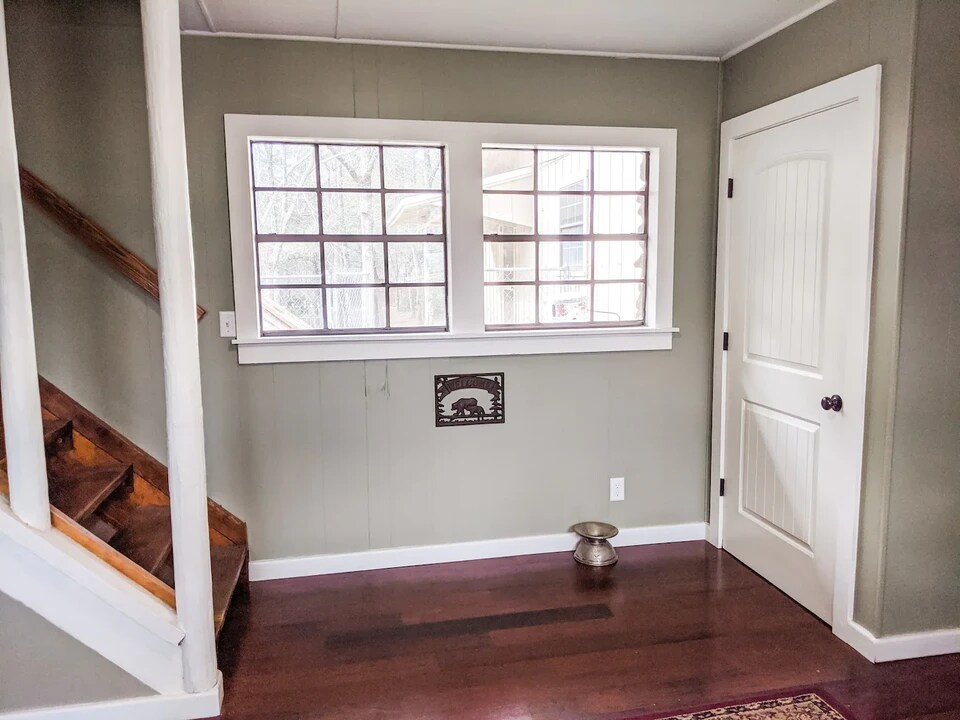 1212 Tung Hill Dr in Tallahassee, FL - Building Photo